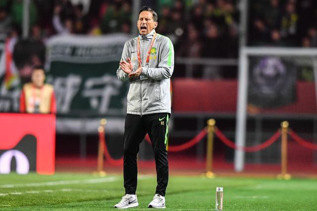 李凯尔更换国家队球衣号码 1号战他袍渴望已久